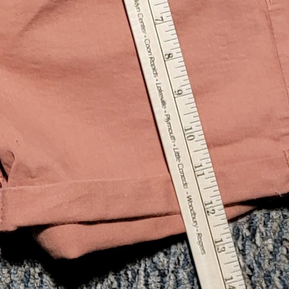 EUC Universal Thread Salmon Colored Shorts Size 6 28 - Picture 14 of 16